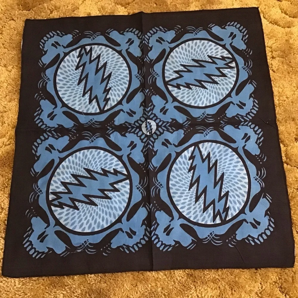 Grateful Dead bright blue steal your face bandana NWT